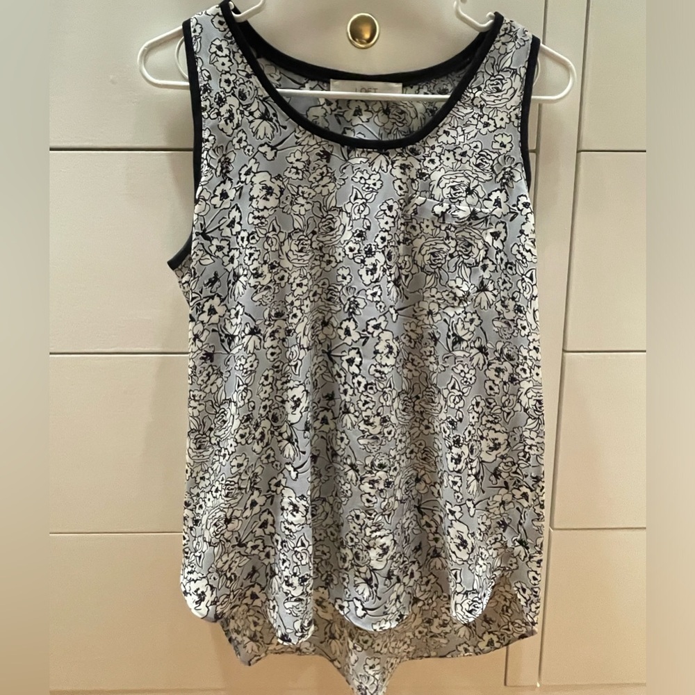 Loft floral print tank top with black trim